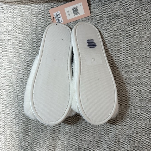 Eberjey NWT‎ The Plush Slipper in Ivory White Size Medium - Picture 3 of 4